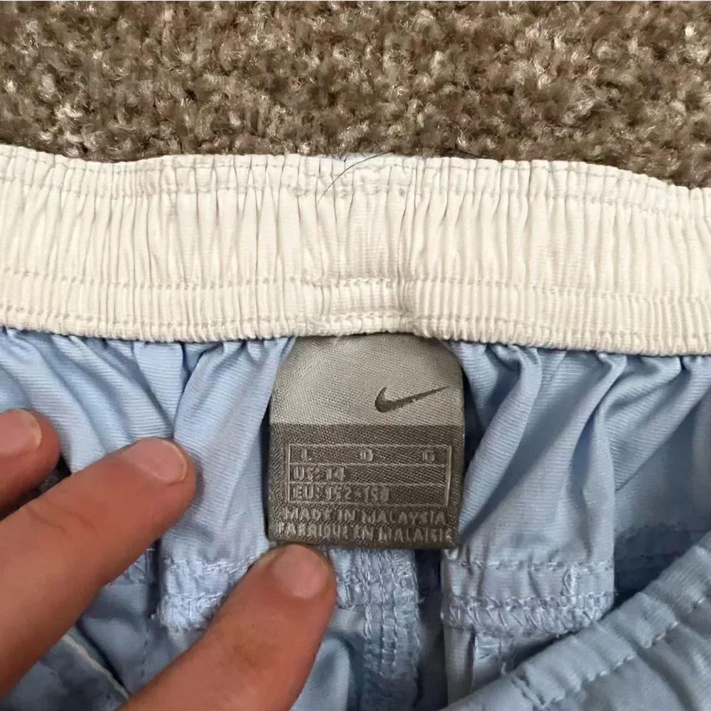 Vintage Nike Powder Blue Shorts - Picture 2 of 5